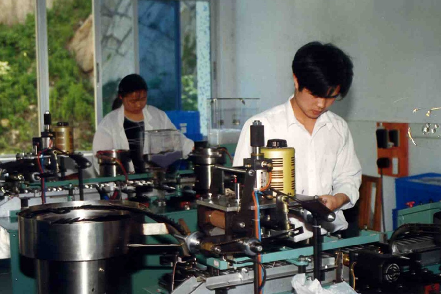 В 2000 году был создан первый в отрасли исследовательский центр по изготовлению ручек - Beifa Pen Engineering Technology Center, прошедший сертификацию ISO9001.