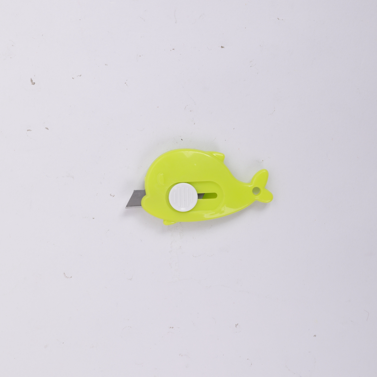 Канцелярский нож мини школьный BEIFA BFSC0001