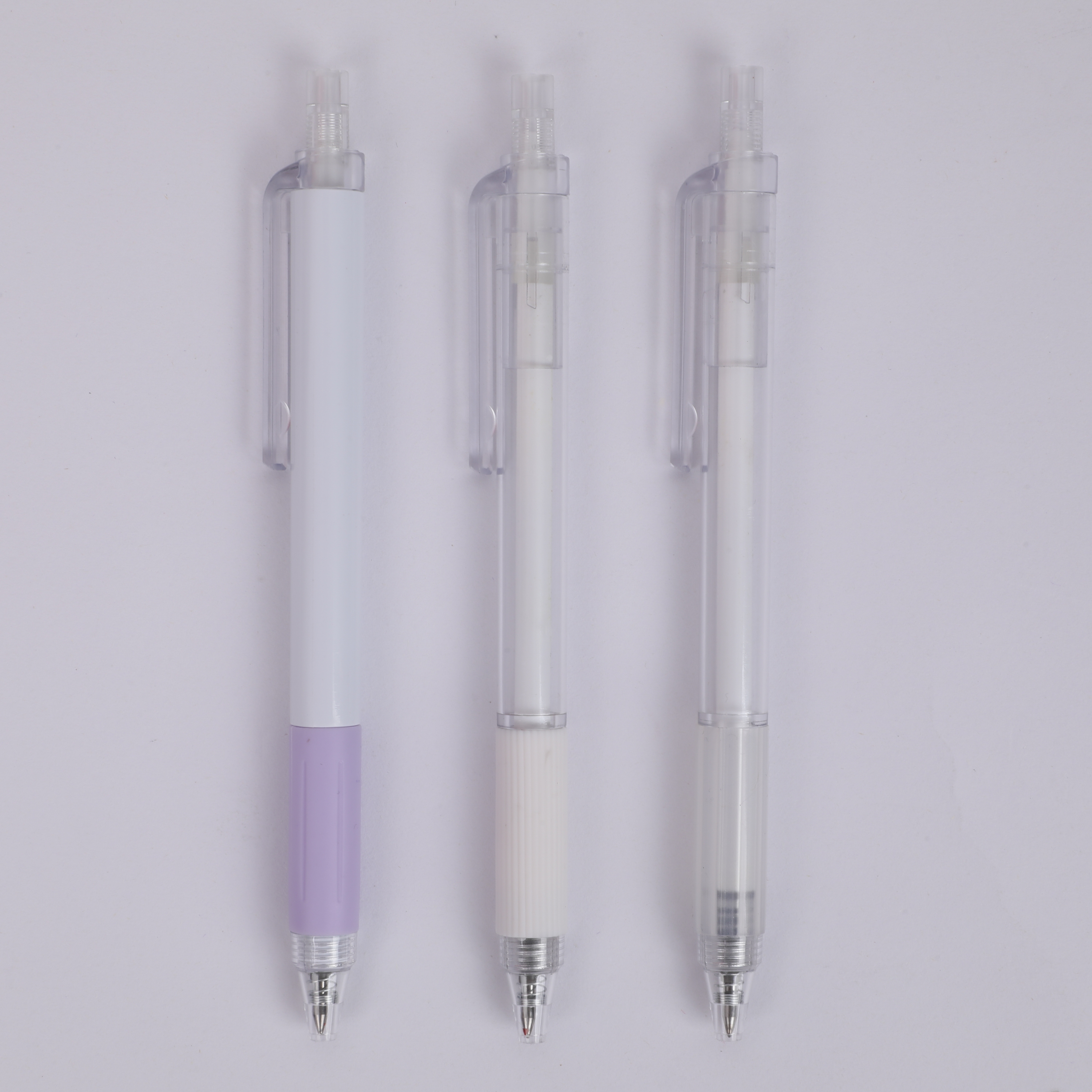 Ручка гелевая автоматическая BEIFA TY-375 резиновая манжетка синие и черные чернила