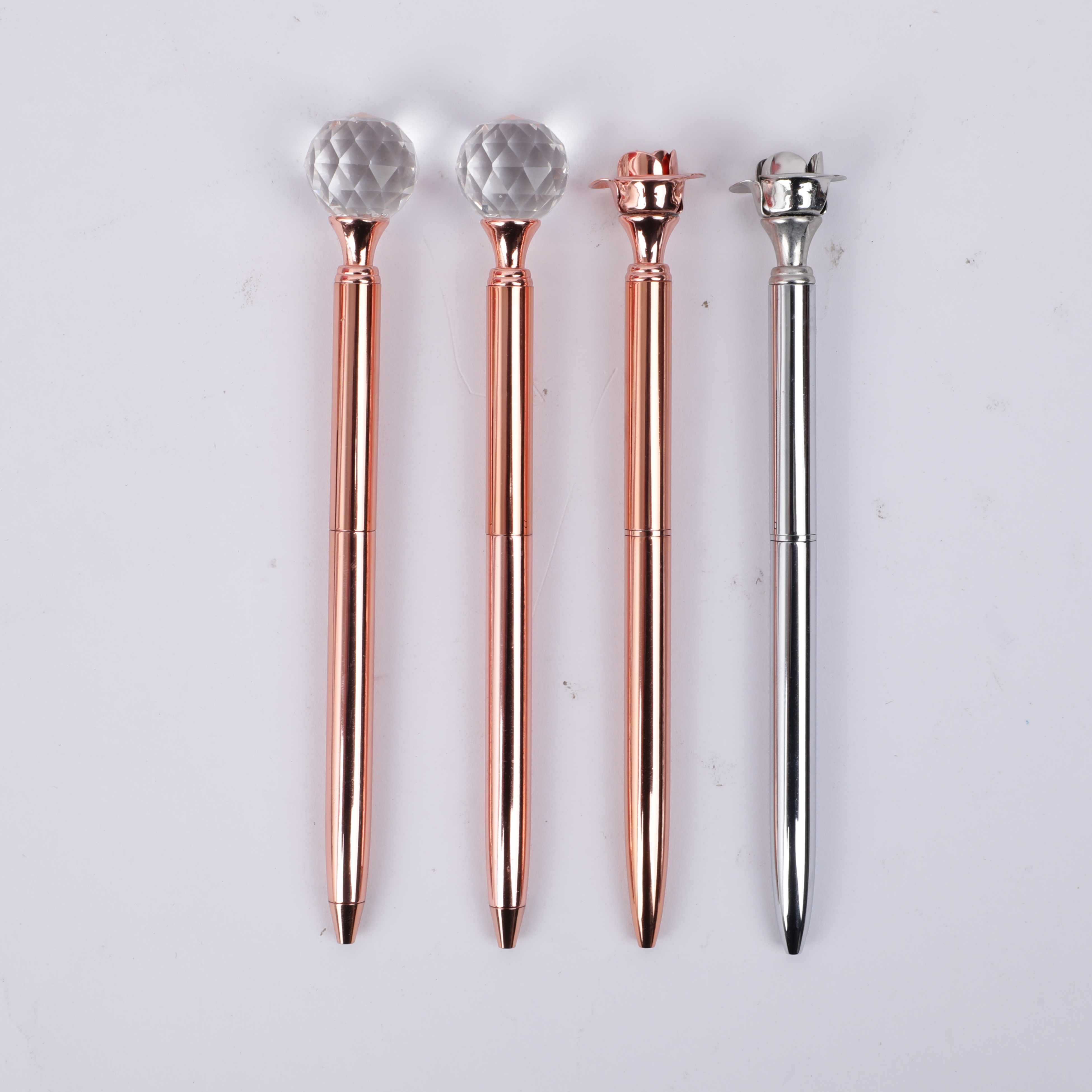 Шариковая ручка BEIFA BFBP0002 металлический корпус поворотный