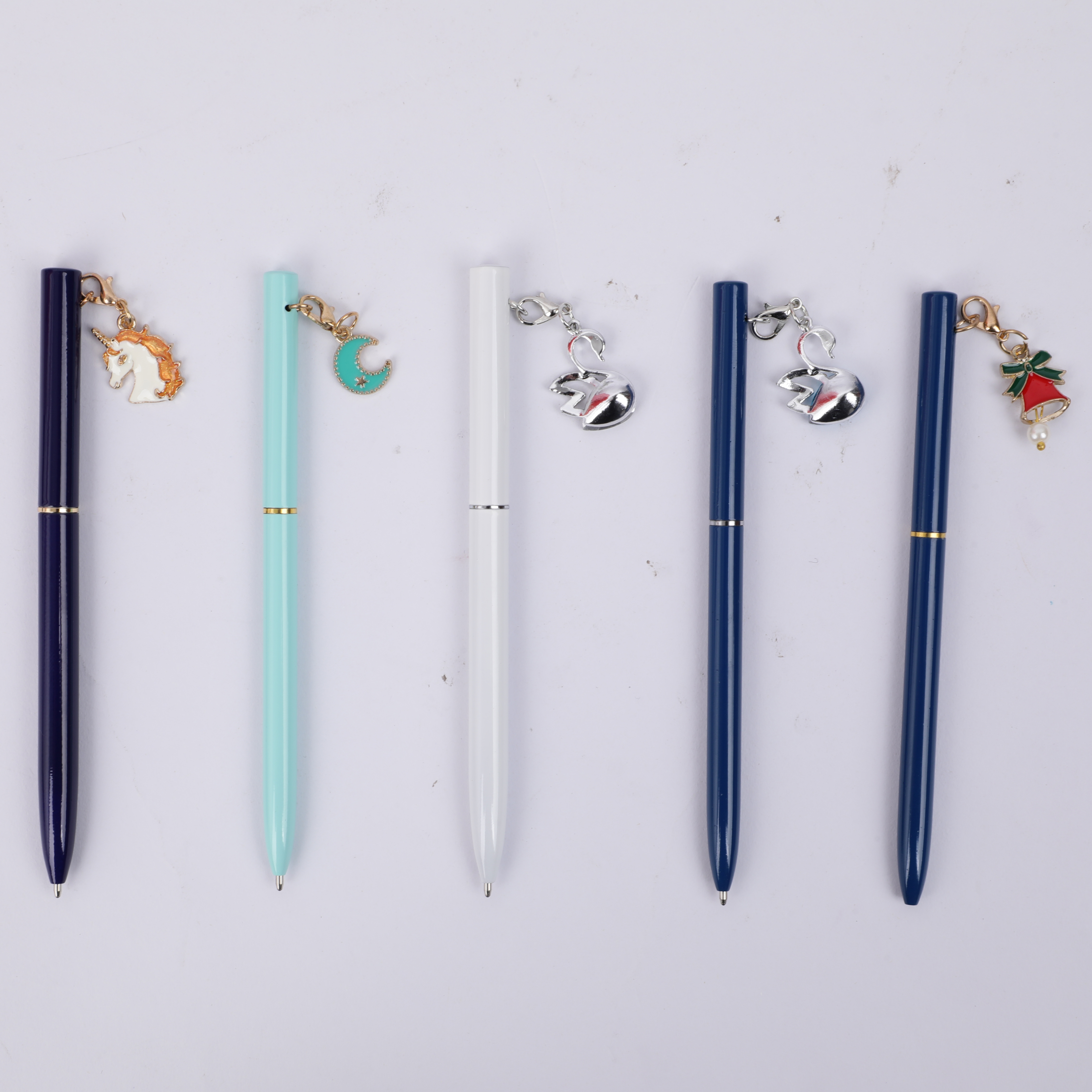 Шариковая ручка BEIFA BFBP0003 металлический корпус поворотный